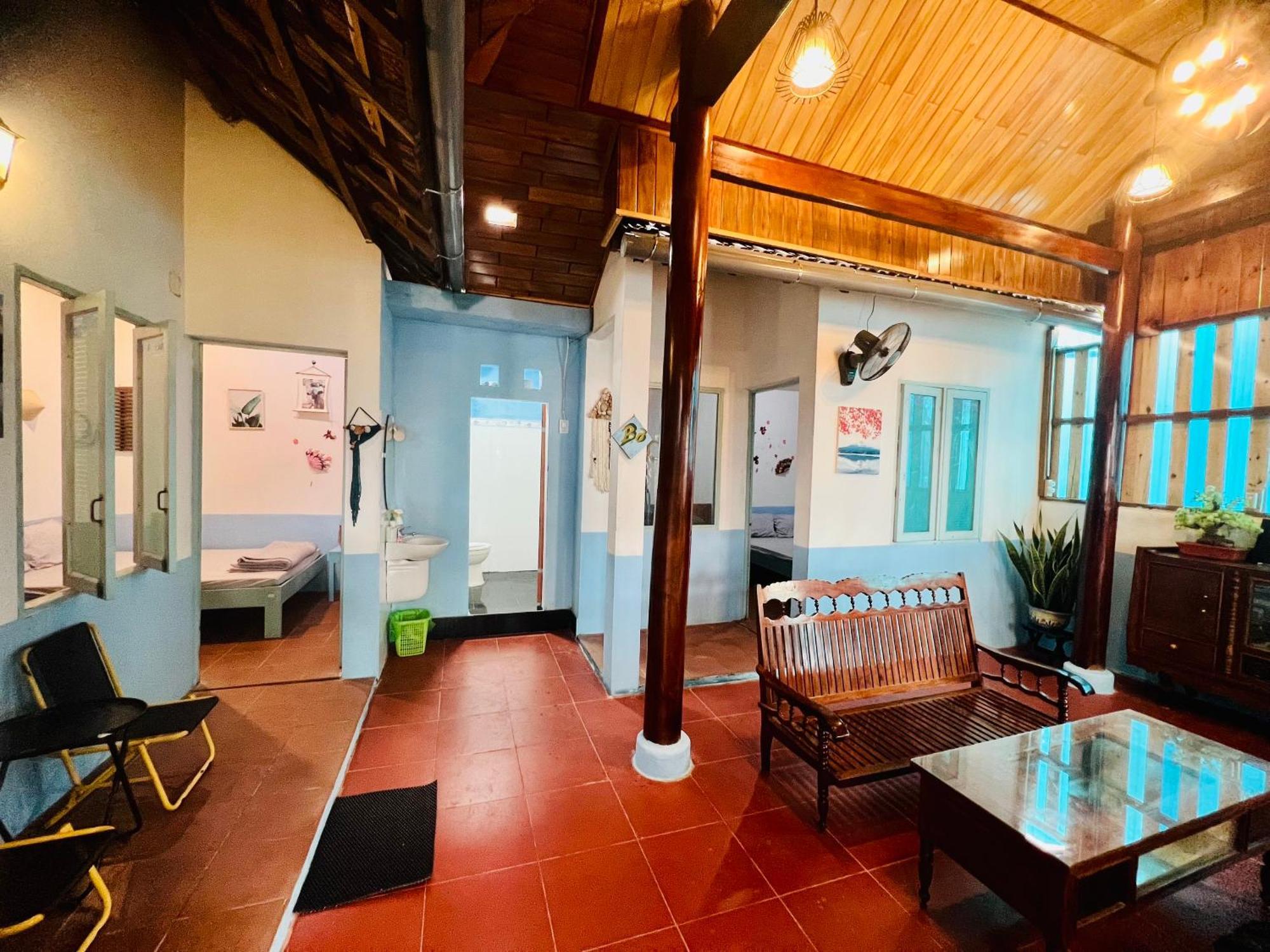 Vietnam Phuot Homestay Kon Tum Bilik gambar